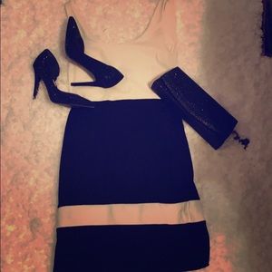 Cute simple cream and black Alice and Olivia dress